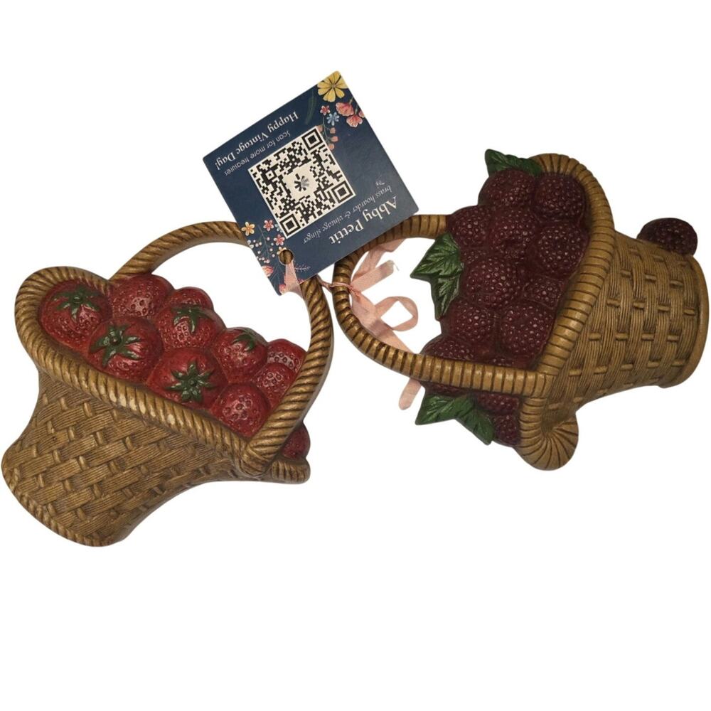 Abby Pettey 2pc Resin Fruit Basket Wall Plaque Set Strawberry/Blackberry 3D VTG